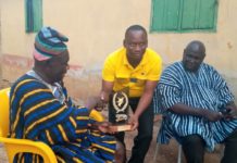 Bolewura receives an international award for promoting peace and Unity