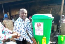 S/R: Sawla NDC Distributes Items To Groups