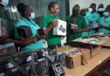 Mole National Park Receives Field Equipment from Australia High Commissioner