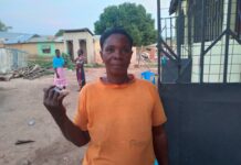 Married Woman at Bole Bites Off Ring Finger of person separating a fight Between her and the Husbands girlfriend