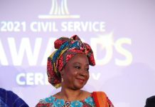 Dr Afisah Zakariah wins Best Performed Chief Director Award