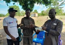 Bole MP Donates GHc5,000 to Gbampe Community for Construction of Bridge & 10 Bags of Cement to Mankuma Fire Victim