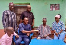 Damongo MP Supports Savannah Region GMB Rep. Titiaka with cash